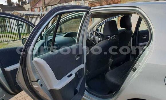 Acheter Occasion Voiture Toyota Yaris Gris à Mokhotlong, Berea Acheter Occasion Voiture Toyota Yaris Gris à Mokhotlong, Berea