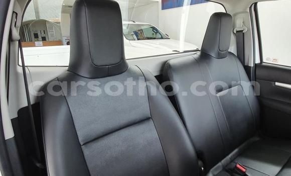 Buy Used Toyota Hilux White Car in Maseru in Maseru Buy Used Toyota Hilux White Car in Maseru in Maseru