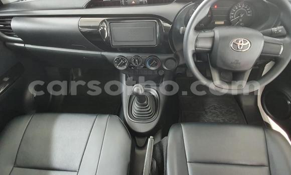 Buy Used Toyota Hilux White Car in Maseru in Maseru Buy Used Toyota Hilux White Car in Maseru in Maseru