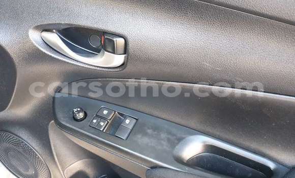 Buy Used Toyota Auris Silver Car in Maseru in Maseru Buy Used Toyota Auris Silver Car in Maseru in Maseru