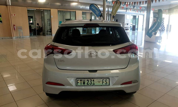 Buy Used Hyundai i20 Silver Car in Maseru in Maseru Buy Used Hyundai i20 Silver Car in Maseru in Maseru