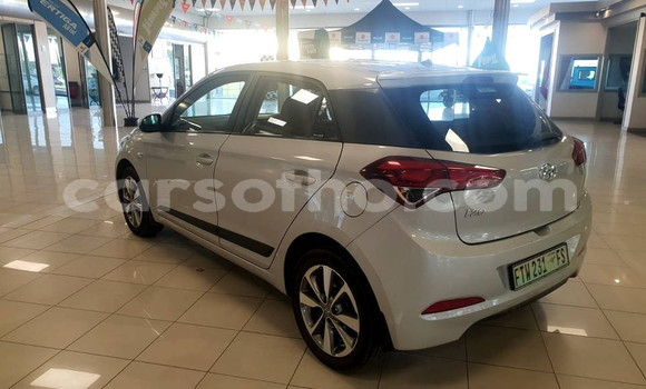 Buy Used Hyundai i20 Silver Car in Maseru in Maseru Buy Used Hyundai i20 Silver Car in Maseru in Maseru