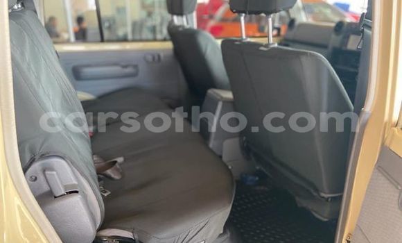 Sayi Na hannu Toyota Land Cruiser Brown Mota in Maseru a Maseru Sayi Na hannu Toyota Land Cruiser Brown Mota in Maseru a Maseru