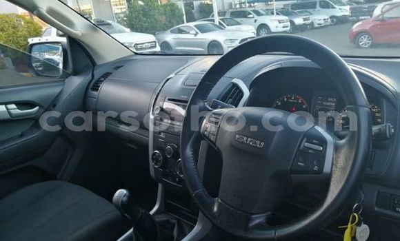 Buy Used Isuzu KB White Car in Maseru in Maseru Buy Used Isuzu KB White Car in Maseru in Maseru