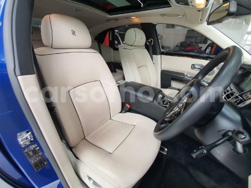Big with watermark rolls royce phantom maseru maseru 23945