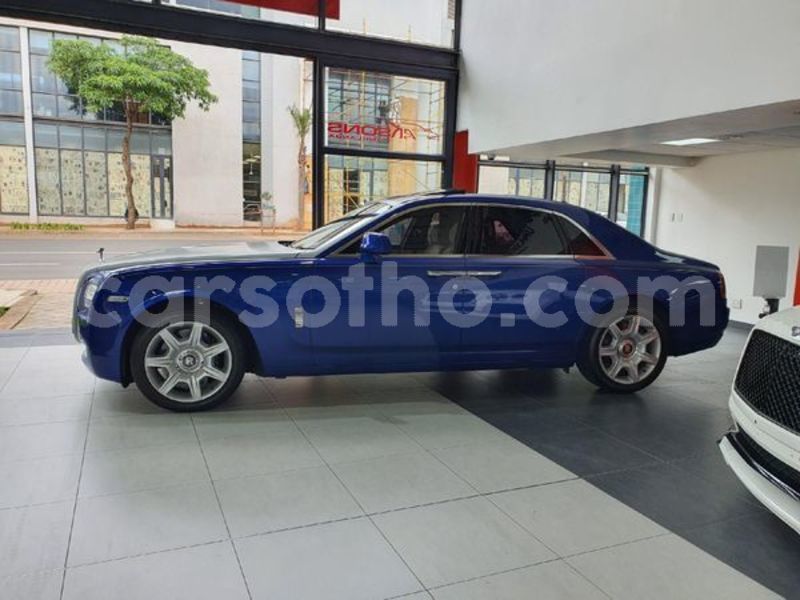 Big with watermark rolls royce phantom maseru maseru 23945