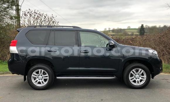 Sayi Na hannu Toyota Land Cruiser Black Mota in Roma a Maseru Sayi Na hannu Toyota Land Cruiser Black Mota in Roma a Maseru