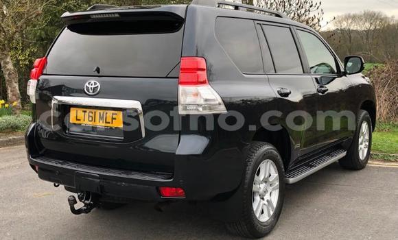 Sayi Na hannu Toyota Land Cruiser Black Mota in Roma a Maseru Sayi Na hannu Toyota Land Cruiser Black Mota in Roma a Maseru