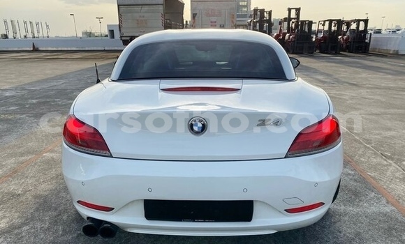 Sayi Na hannu BMW Z4 White Mota in Butha Buthe a Butha-Buthe Sayi Na hannu BMW Z4 White Mota in Butha Buthe a Butha-Buthe