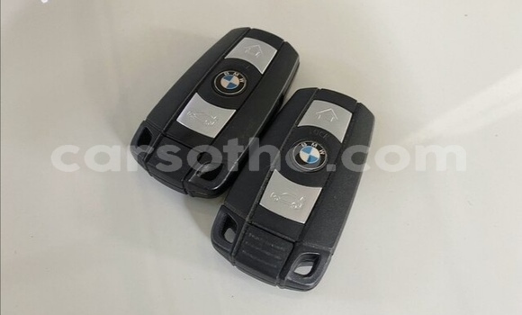 Sayi Na hannu BMW Z4 White Mota in Butha Buthe a Butha-Buthe Sayi Na hannu BMW Z4 White Mota in Butha Buthe a Butha-Buthe