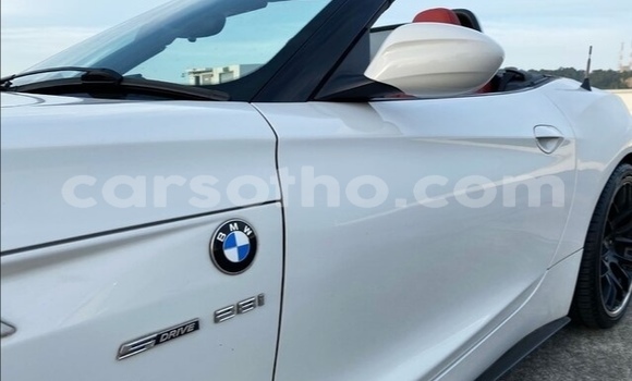 Sayi Na hannu BMW Z4 White Mota in Butha Buthe a Butha-Buthe Sayi Na hannu BMW Z4 White Mota in Butha Buthe a Butha-Buthe