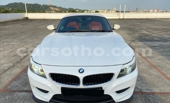 Sayi Na hannu BMW Z4 White Mota in Butha Buthe a Butha-Buthe Sayi Na hannu BMW Z4 White Mota in Butha Buthe a Butha-Buthe