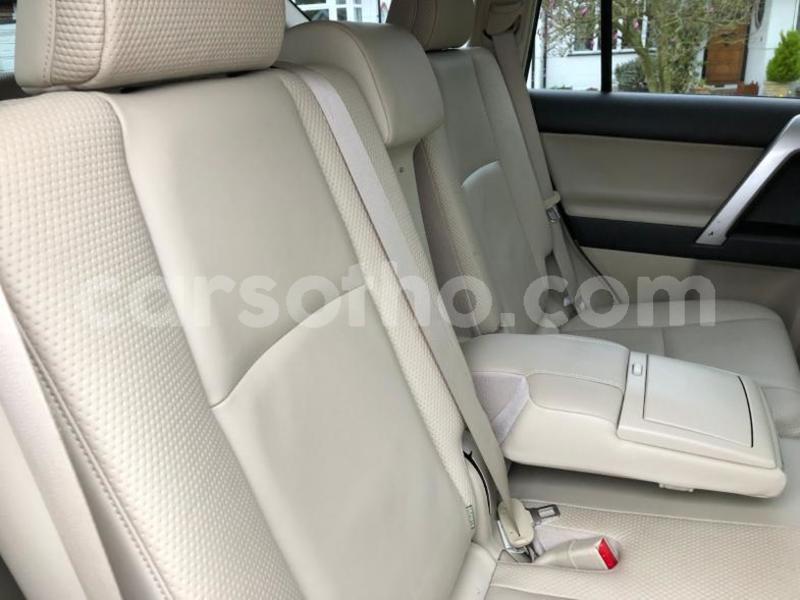 Big with watermark 2011 toyota landcruiser suv 4wd 3.0 d 4d lc4 8