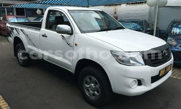 Acheter Occasion Voiture Toyota Hilux Blanc à Maseru, Maseru Acheter Occasion Voiture Toyota Hilux Blanc à Maseru, Maseru