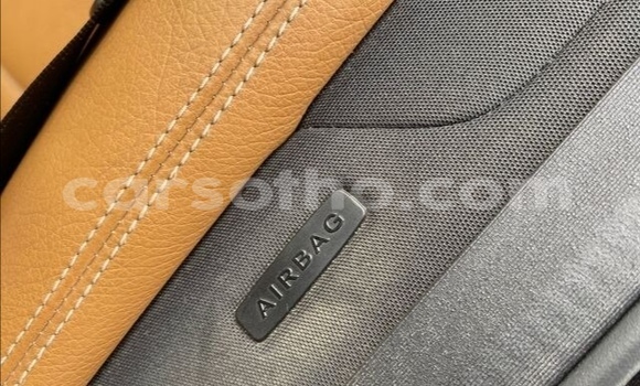 Sayi Na hannu Mercedes-Benz E–Class Black Mota in Butha–Buthe a Thaba-Tseka Sayi Na hannu Mercedes-Benz E–Class Black Mota in Butha–Buthe a Thaba-Tseka