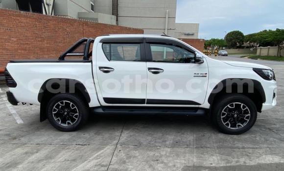 Acheter Occasion Voiture Toyota Hilux Blanc à Maseru, Maseru Acheter Occasion Voiture Toyota Hilux Blanc à Maseru, Maseru