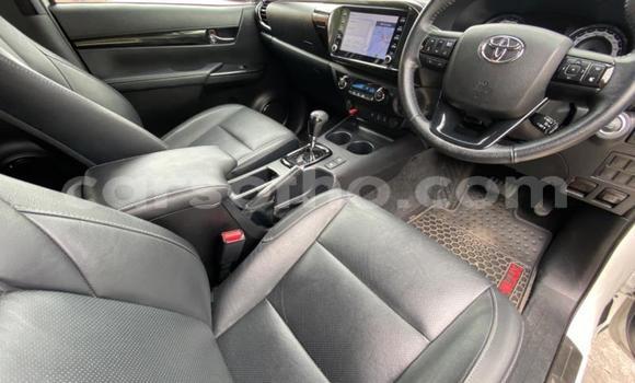 Acheter Occasion Voiture Toyota Hilux Blanc à Maseru, Maseru Acheter Occasion Voiture Toyota Hilux Blanc à Maseru, Maseru