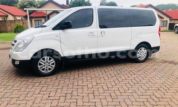 اشتري مستعمل Hyundai H1 White سيارة في Maseru في Maseru اشتري مستعمل Hyundai H1 White سيارة في Maseru في Maseru