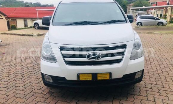 اشتري مستعمل Hyundai H1 White سيارة في Maseru في Maseru اشتري مستعمل Hyundai H1 White سيارة في Maseru في Maseru
