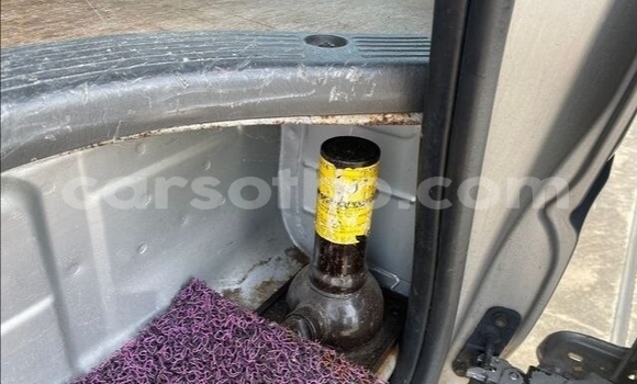 Sayi Na hannu Toyota Hiace Silver Mota in Butha–Buthe a Thaba-Tseka Sayi Na hannu Toyota Hiace Silver Mota in Butha–Buthe a Thaba-Tseka