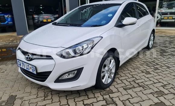 اشتري مستعمل Hyundai i30 White سيارة في Maseru في Maseru اشتري مستعمل Hyundai i30 White سيارة في Maseru في Maseru