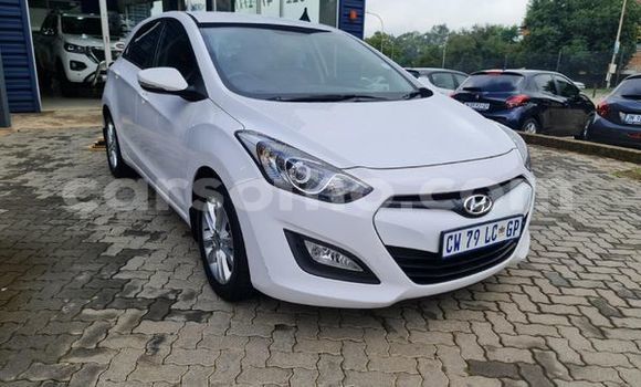 اشتري مستعمل Hyundai i30 White سيارة في Maseru في Maseru اشتري مستعمل Hyundai i30 White سيارة في Maseru في Maseru