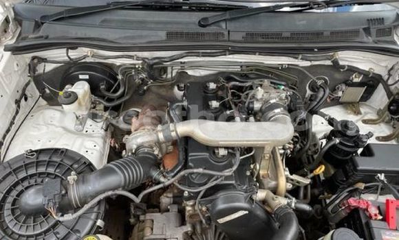 Buy Used Toyota Hilux White Car in Maseru in Maseru Buy Used Toyota Hilux White Car in Maseru in Maseru