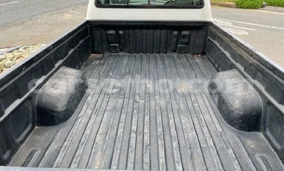 Buy Used Toyota Hilux White Car in Maseru in Maseru Buy Used Toyota Hilux White Car in Maseru in Maseru