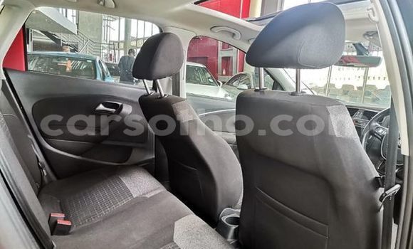 Acheter Occasion Voiture Volkswagen Polo Rouge à Maseru, Maseru Acheter Occasion Voiture Volkswagen Polo Rouge à Maseru, Maseru