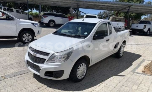 Buy Used Chevrolet Astra White Car in Maputsoe in Leribe Buy Used Chevrolet Astra White Car in Maputsoe in Leribe