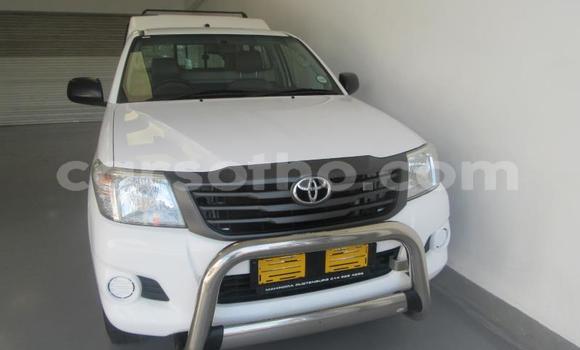 Acheter Occasion Voiture Toyota Hilux Blanc à Maseru, Maseru Acheter Occasion Voiture Toyota Hilux Blanc à Maseru, Maseru