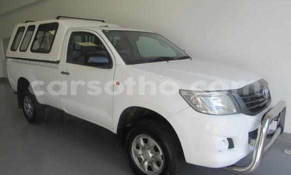 Acheter Occasion Voiture Toyota Hilux Blanc à Maseru, Maseru Acheter Occasion Voiture Toyota Hilux Blanc à Maseru, Maseru