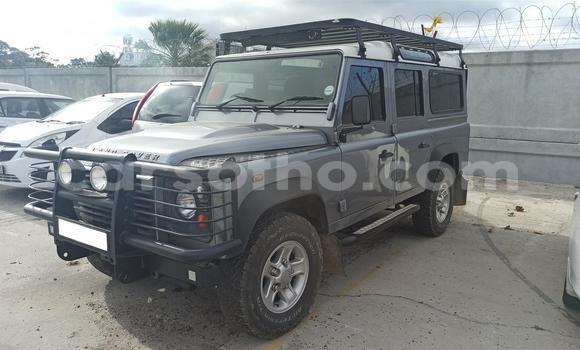 اشتري مستعمل Land Rover Defender Silver سيارة في Butha Buthe في Butha-Buthe اشتري مستعمل Land Rover Defender Silver سيارة في Butha Buthe في Butha-Buthe