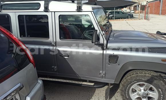 اشتري مستعمل Land Rover Defender Silver سيارة في Butha Buthe في Butha-Buthe اشتري مستعمل Land Rover Defender Silver سيارة في Butha Buthe في Butha-Buthe
