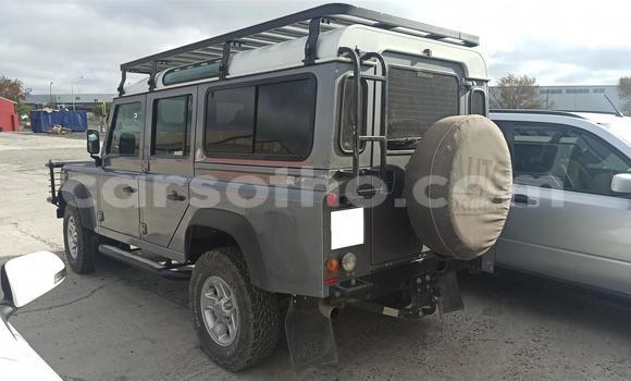 اشتري مستعمل Land Rover Defender Silver سيارة في Butha Buthe في Butha-Buthe اشتري مستعمل Land Rover Defender Silver سيارة في Butha Buthe في Butha-Buthe
