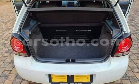 اشتري مستعمل Volkswagen Polo White سيارة في Maseru في Maseru اشتري مستعمل Volkswagen Polo White سيارة في Maseru في Maseru