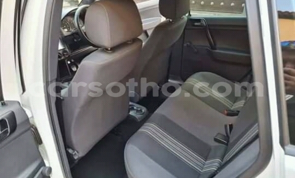 اشتري مستعمل Volkswagen Polo White سيارة في Maseru في Maseru اشتري مستعمل Volkswagen Polo White سيارة في Maseru في Maseru