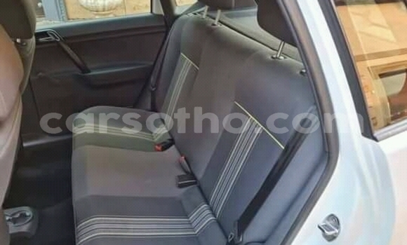 اشتري مستعمل Volkswagen Polo White سيارة في Maseru في Maseru اشتري مستعمل Volkswagen Polo White سيارة في Maseru في Maseru