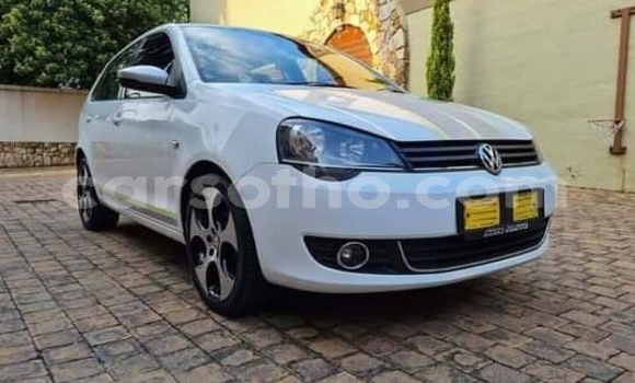 اشتري مستعمل Volkswagen Polo White سيارة في Maseru في Maseru اشتري مستعمل Volkswagen Polo White سيارة في Maseru في Maseru