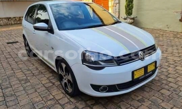 اشتري مستعمل Volkswagen Polo White سيارة في Maseru في Maseru اشتري مستعمل Volkswagen Polo White سيارة في Maseru في Maseru