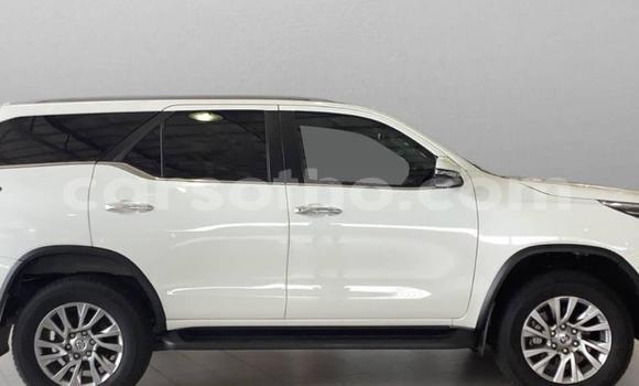 اشتري مستعمل Toyota Fortuner White سيارة في Butha–Buthe في Thaba-Tseka اشتري مستعمل Toyota Fortuner White سيارة في Butha–Buthe في Thaba-Tseka