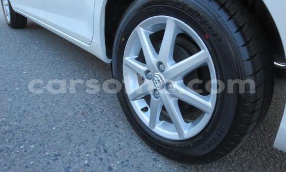 اشتري Imported Toyota Axio White سيارة في Maseru في Maseru اشتري Imported Toyota Axio White سيارة في Maseru في Maseru