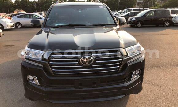 اشتري Imported Toyota Land Cruiser Black سيارة في Butha–Buthe في Thaba-Tseka اشتري Imported Toyota Land Cruiser Black سيارة في Butha–Buthe في Thaba-Tseka