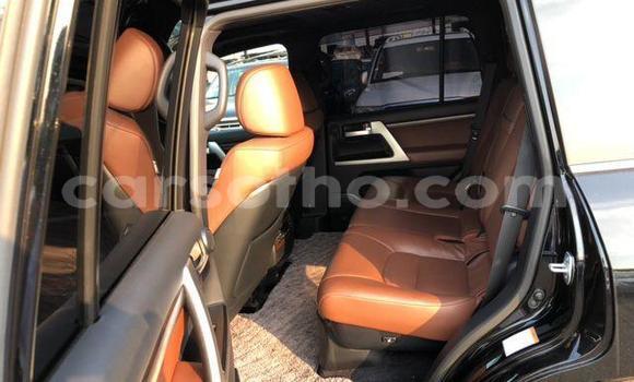 اشتري Imported Toyota Land Cruiser Black سيارة في Butha–Buthe في Thaba-Tseka اشتري Imported Toyota Land Cruiser Black سيارة في Butha–Buthe في Thaba-Tseka