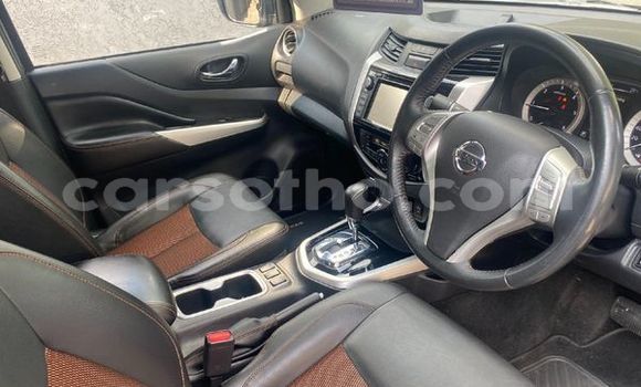 اشتري مستعمل Nissan Navara Brown سيارة في Butha–Buthe في Thaba-Tseka اشتري مستعمل Nissan Navara Brown سيارة في Butha–Buthe في Thaba-Tseka