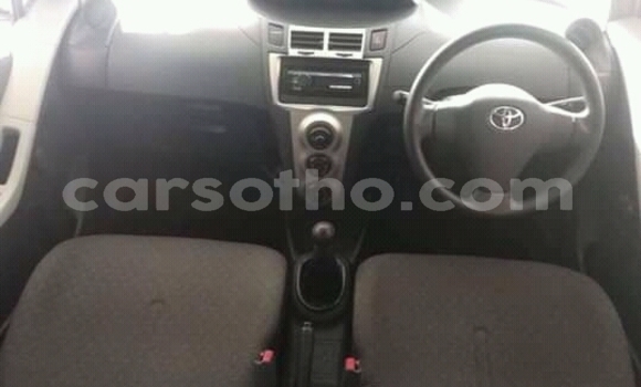 اشتري مستعمل Toyota Yaris White سيارة في Maputsoe في Leribe اشتري مستعمل Toyota Yaris White سيارة في Maputsoe في Leribe