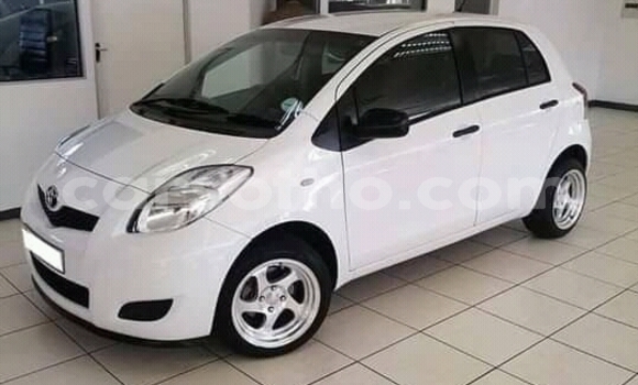اشتري مستعمل Toyota Yaris White سيارة في Maputsoe في Leribe اشتري مستعمل Toyota Yaris White سيارة في Maputsoe في Leribe