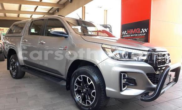 اشتري مستعمل Toyota Hilux Silver سيارة في Maseru في Maseru اشتري مستعمل Toyota Hilux Silver سيارة في Maseru في Maseru
