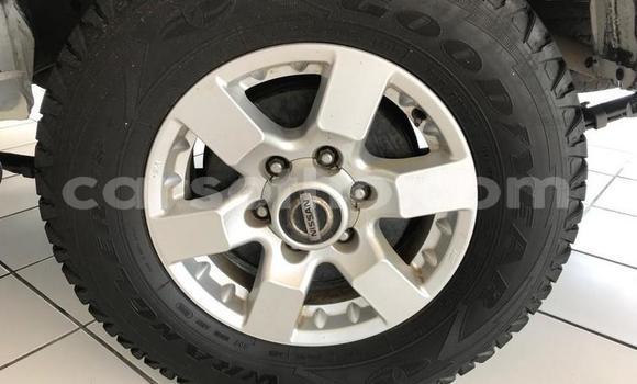 Sayi Na hannu Nissan NP 300 White Mota in Maseru a Maseru Sayi Na hannu Nissan NP 300 White Mota in Maseru a Maseru