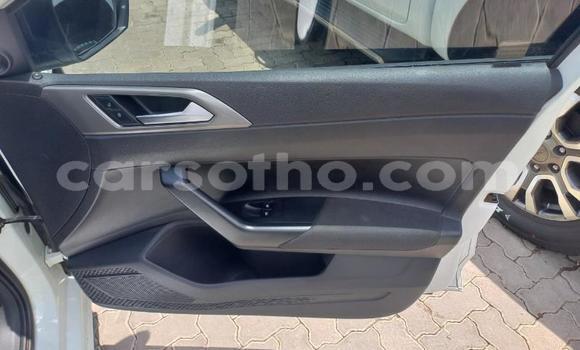 Sayi Na hannu Volkswagen Polo White Mota in Maputsoe a Leribe Sayi Na hannu Volkswagen Polo White Mota in Maputsoe a Leribe